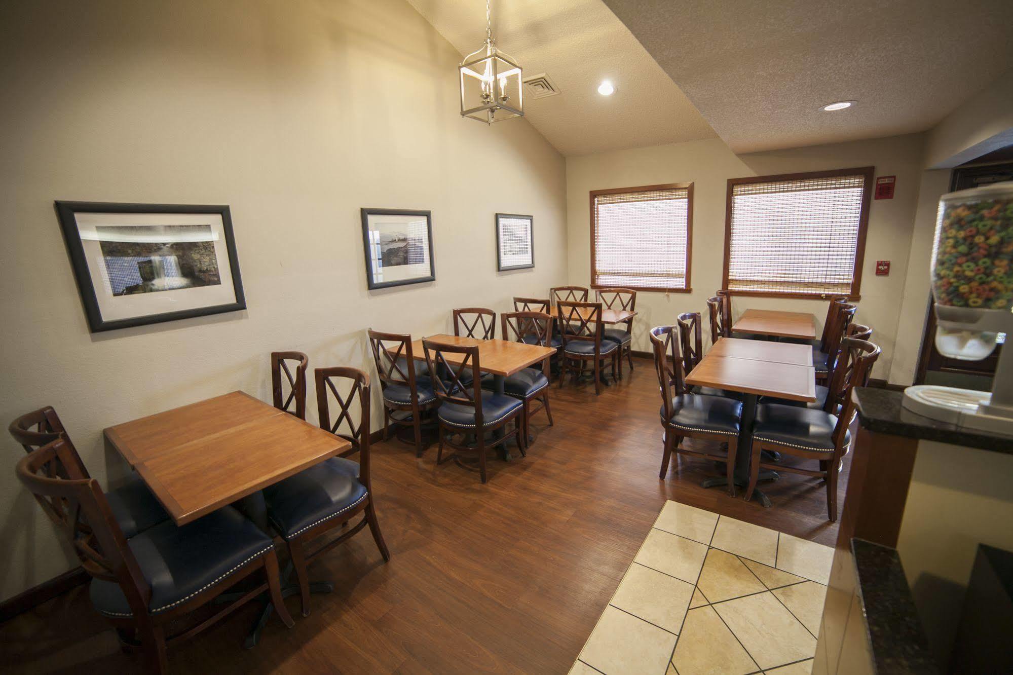 New Haven Village Suites מראה חיצוני תמונה